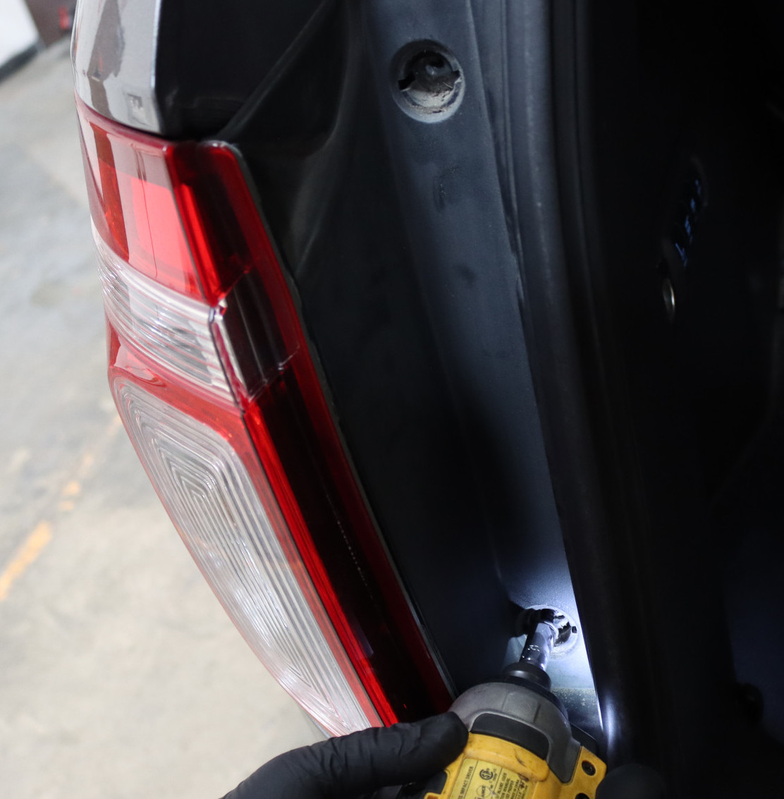 Installation Guide for 11-15 Ford Explorer LED Tail Lights | AlphaRex, image size:1112x1133